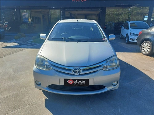 Imagem 2 de 12 de Toyota Etios 1.5 Xls Sedan 16v Flex 4p Manual