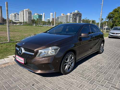Mercedes-Benz Clase A 1.6 A200 Urban 156cv