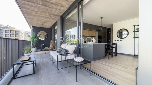 Nuevo, Penthouse: Nueva Costanera, Plaza Del Hoyo