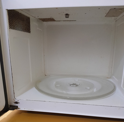 Microondas Daytron Funcionando,no Envio.villa Crespo (Usado)