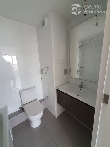Departamento En Venta De 2 Dorm. 2b Con Bodega En La Florida
