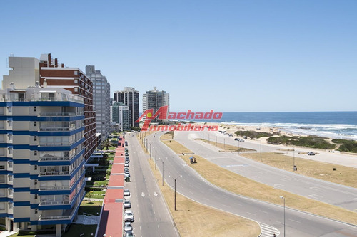 Imagen 2 de 30 de Apartamento En Venta De 3 Dormitorios En Playa Brava
