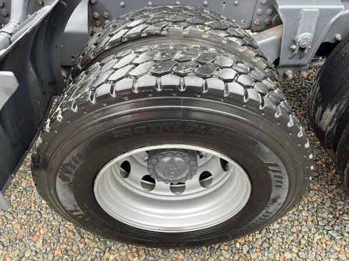 Iveco Stralis 400 Branco Tração 6x2 Ano 2014 Trucado Hi Way