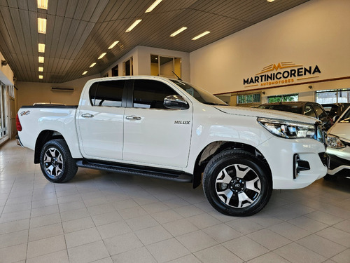 Toyota Hilux 2.8 Cd Srx 177cv 4x4 At