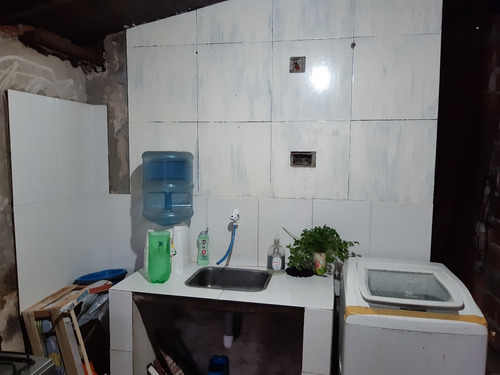 Imagen 1 de 10 de Venta De Lote Con Edificación En Tristán Suárez