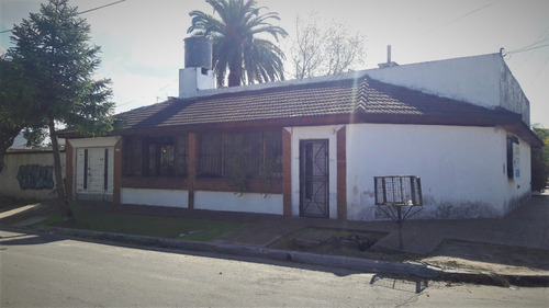 Casa Quinta Y Departamentos En Venta O Permuta Zona Castelar Sur