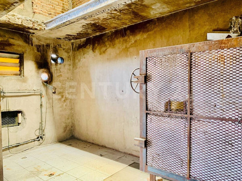 Bodega O Taller En Renta En Col. Heliodoro Hernández Loza