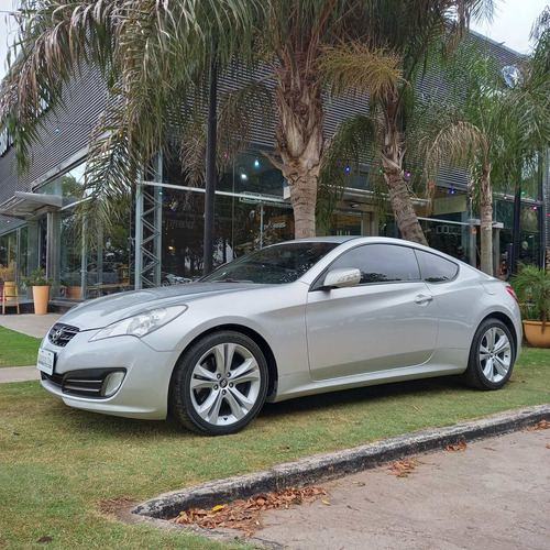 Hyundai Genesis 2.0 Coupe T 210cv Mt 2012