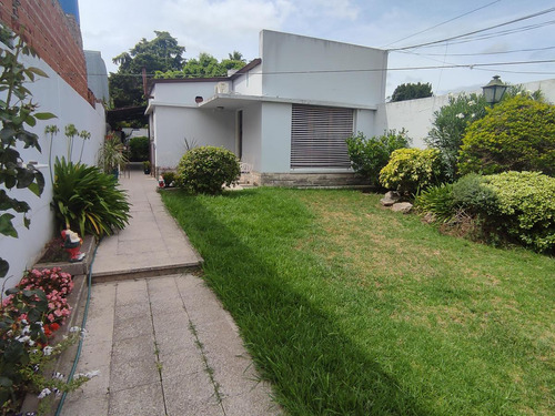 Venta Casa Interna Con Jardín - Tolosa