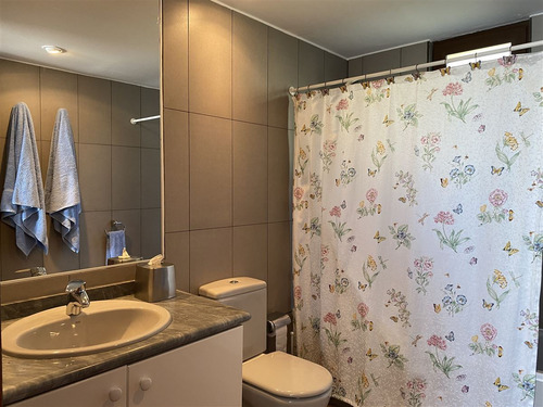 Casa En Venta De 8 Dorm. En Zapallar Primera Linea