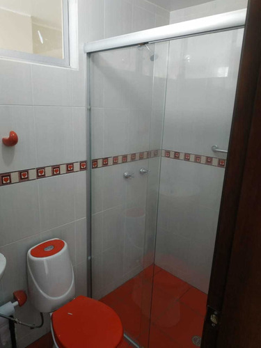 Imagen 10 de 10 de Puertas De Vidrio