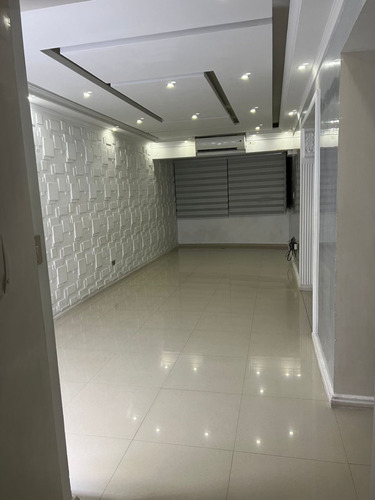 Imagen 3 de 17 de Belkliag/ Vende Lujoso Apartamento Equipado En El Parral Velencia (mlong)