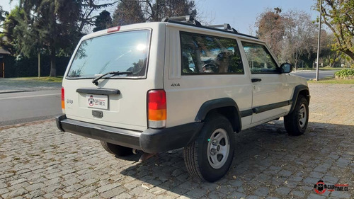 Imagen 4 de 25 de Jeep Cherokee Sport 4.0 At 1998