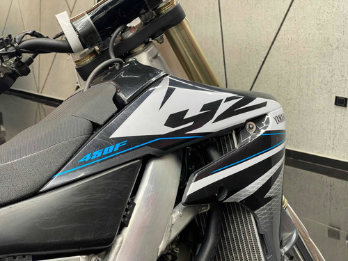 Imagen 4 de 11 de Yamaha Yzf 450cc