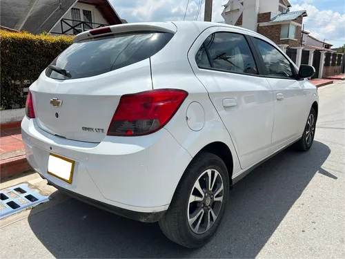 Chevrolet Onix 1.4 Ltz At