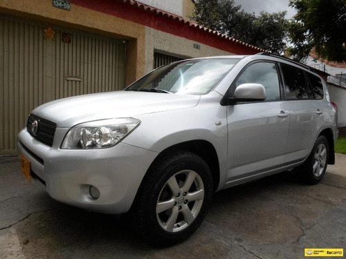 Imagen 21 de 25 de Toyota Rav4 4x4 Automática
