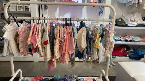 Imagen 7 de 8 de Negocio Multimarca En Centro Civico (incluye Mercaderia)