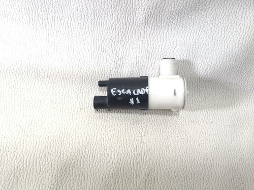 Bomba Chisgueteros #2 Gm Escalade Tahoe Yukon Mod 2007-2013 (Usado)