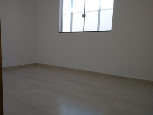 Imagem 5 de 12 de Casa 3 Quartos No Novo Centro Em Santa Luzia - Ca00319 - 69690518