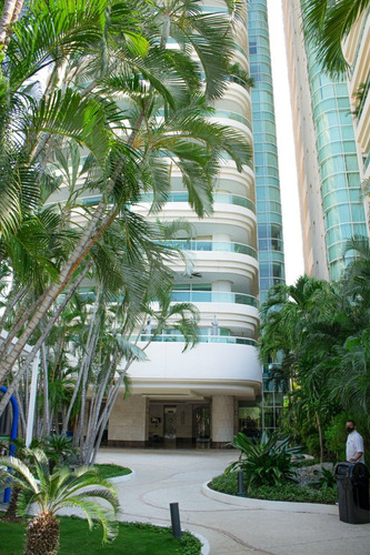 Imagen 3 de 22 de Venta De Departamento En Costa Victoria A Tratar.