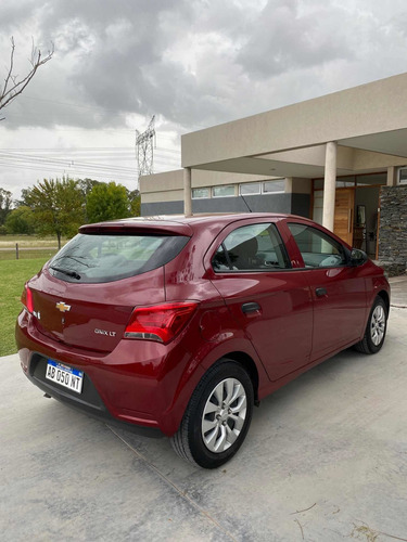 Chevrolet Onix 1.4 Lt 98cv 2017
