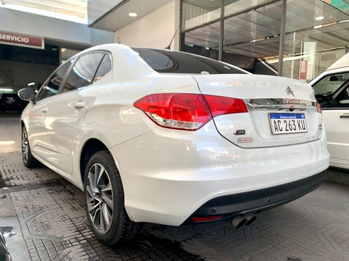 Imagen 6 de 13 de Citroen C4 Lounge 1.6 Thp