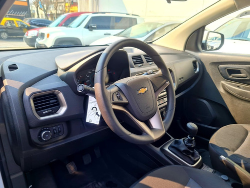 Imagen 11 de 22 de Nueva Chevrolet Spin Lt 2023 5 Asientos Color Financia Smar4