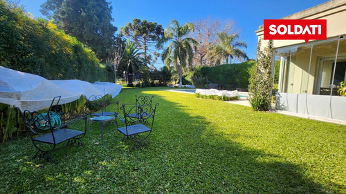 Highland Park Cc, Alberti, Casa En Venta.