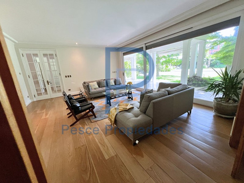 Muy Elegante Y Maravillosa Casa Estilo Georgian.cod. 055