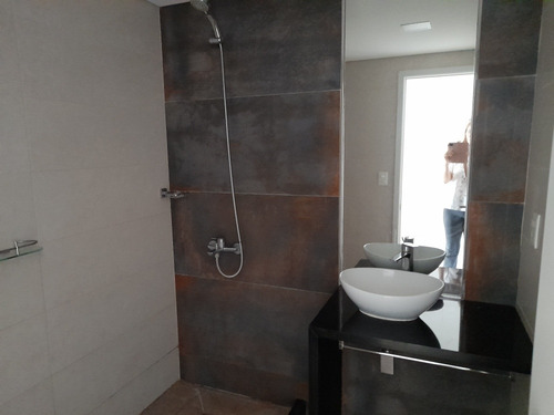 Imagen 8 de 17 de Venta Apartamentos 1 Dormitorio En Malvin Parrillero
