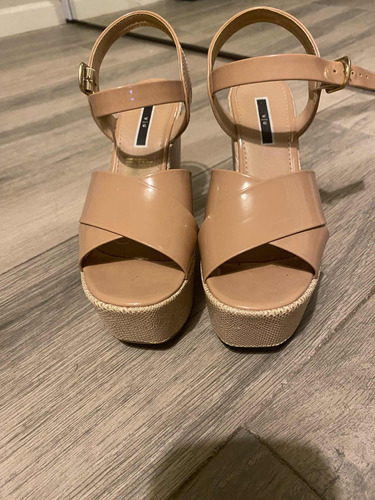 Zapatos Sandalias Color Nude 36 Con Textura