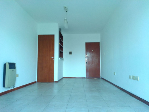 Imagen 2 de 10 de Depto 1 Dormit - Cordoba 3700