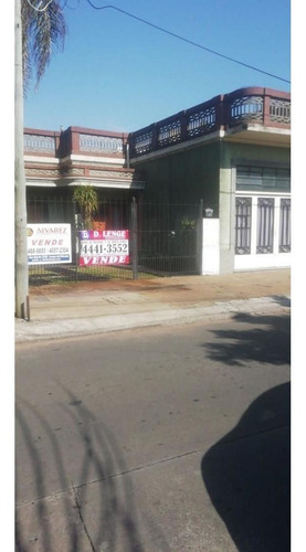 Imagen 2 de 8 de Ph Al Frente Con Patio, Terraza Y Garage Para 3 Autos