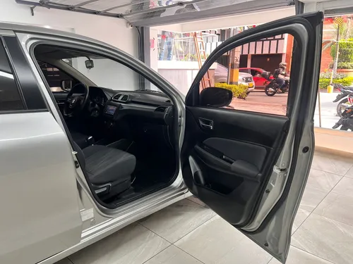 Suzuki Swift Dziere AT 2023