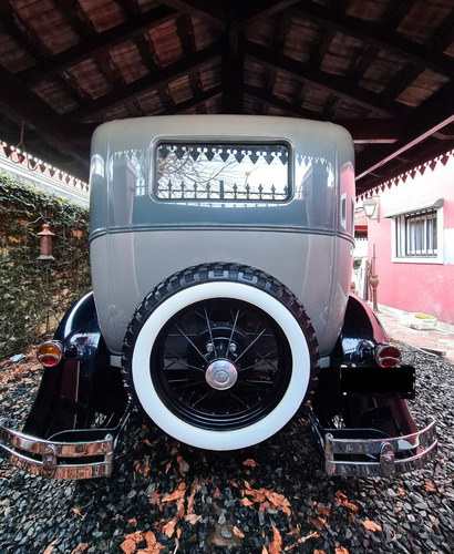 Ford A 1930 ¡pintura Y Tapizados Nuevos!