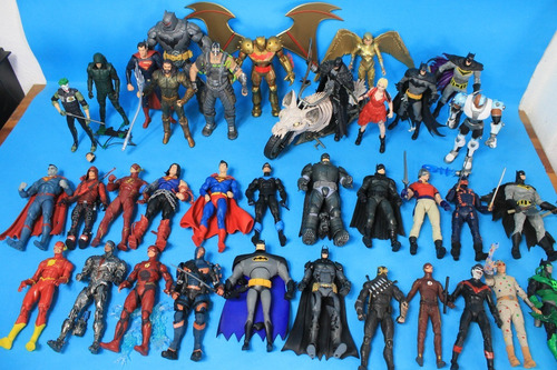 Superman Death Metal Dc Multiverse Mcfarlane Toys (Usado)