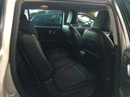 Imagen 8 de 15 de Jeep Commander Limited 1.3