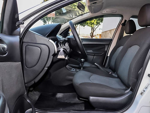 Imagem 4 de 15 de Peugeot 207 1.4 Xr 8v