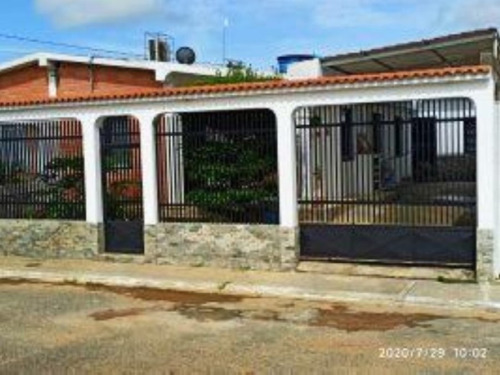Milagros Inmuebles Casa Venta Barquisimeto Lara Zona Norte Tamaca Economica Residencial Economico  Rentahouse Codigo Referencia Inmobiliaria N° 24-13825