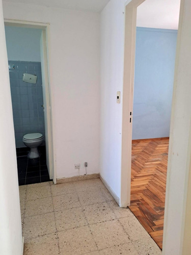 Imagen 15 de 24 de Oportunidad!! Departamento 2 Ambientes Frente A Plaza España Y Las Mejores Playas De La La Perla - Mar Del Plata