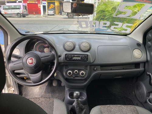Fiat Uno Uno Vivace 1.0 8V (Flex) 2p