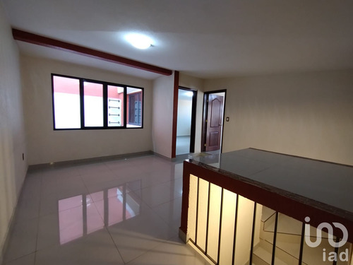 Renta Oficina 5 Ambientes Américas