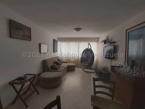 Imagen 3 de 13 de Venta Apartamento En Maneiro, Amoblado/ Con Línea Telefónica. Isla De Margarita 0424 8255686