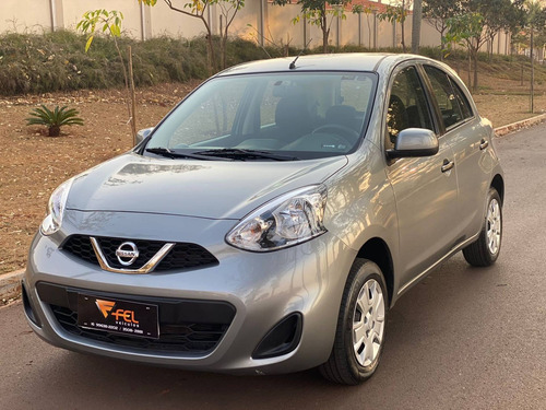Imagem 1 de 9 de Nissan March 1.0 S 12v Flex 4p Manual