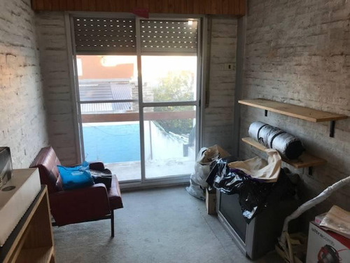 Imagen 7 de 10 de Casa Ph 4 Ambientes - Venta - Hurlingham - Proximo Santa Rosa - Permuta
