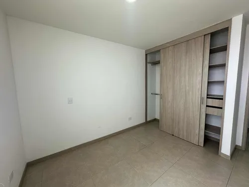 Apartamento En Arriendo En Unidad Olivar, Fontibón Rionegro