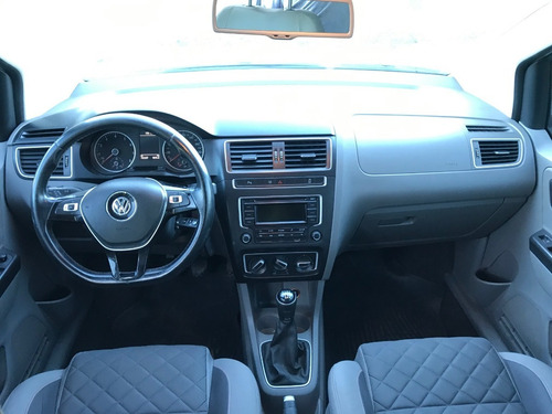 Volkswagen Suran Highline 1.6 16v - Sedán 5 Ptas