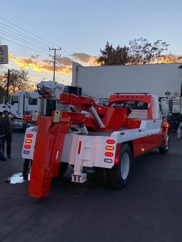 International 4400 Grua Con Underlift Y Carroceria