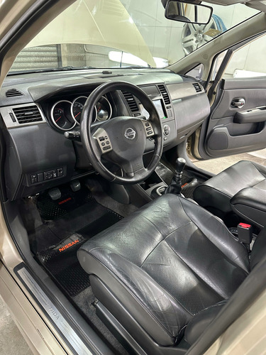 Nissan Tiida 1.8 Tekna
