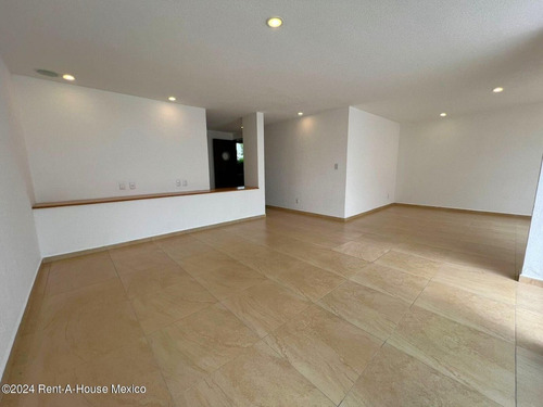 Condominio Inspira Zibata Casa Ubicada En Esquina De 223 M2 Con 3 Recamaras Y Con Cuarto De Servicio Qh745*25